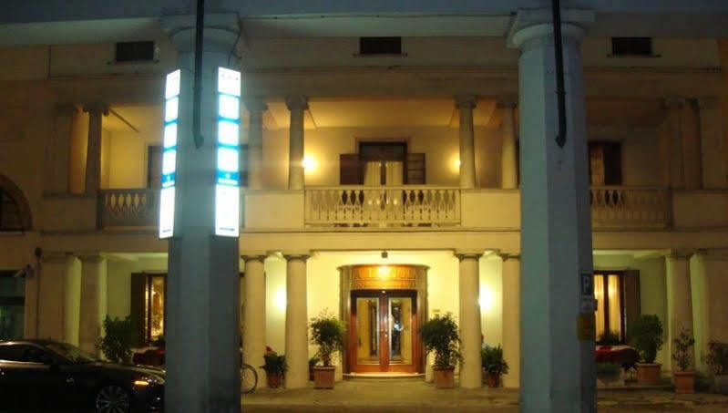 Hotel La Loggia Mestrino Exterior photo